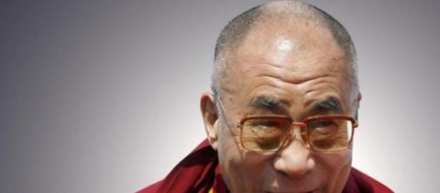 Dalai Lama si calugarii tibetani Dalai Lama si calugarii tibetani