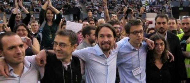 Pablo Iglesias visitó el plató de 'La Sexta Noche' Pablo Iglesias visitó el plató de 'La Sexta Noche'