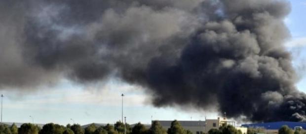 columna de humo ocasionada por el accidente columna de humo ocasionada por el accidente