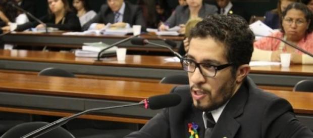 Jean Wyllys foi eleito em 2010 e 2014 pelo PSOL-RJ Jean Wyllys foi eleito em 2010 e 2014 pelo PSOL-RJ