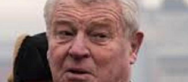 Lord Ashdown will consider voice-over offers Lord Ashdown will consider voice-over offers