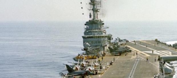 Portavion francez cu propulsie nucleara Portavion francez cu propulsie nucleara