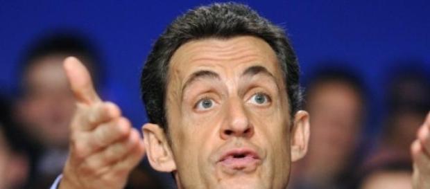 Sarkozy ne doit pas se précipiter. Sarkozy ne doit pas se précipiter.
