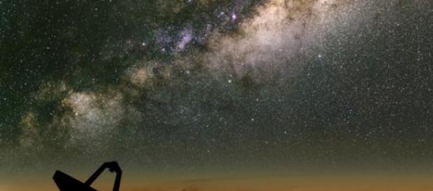 Sinal de rádio misterioso foi captado ao vivo Sinal de rádio misterioso foi captado ao vivo