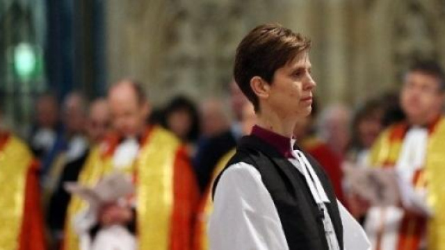 Consacrata la prima donna vescovo in Inghilterra