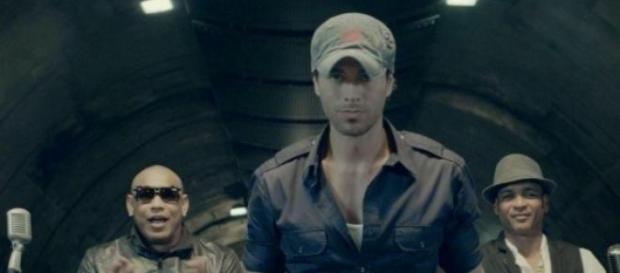 Enrique Iglesias acusado de plagio por "Bailando" Enrique Iglesias acusado de plagio por "Bailando"