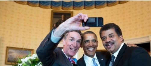Ni Barack Obama escapa al encanto de las 'selfies'