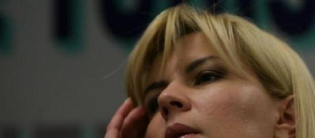 Elena Udrea se gandeste la ce a fost ce va fi Elena Udrea se gandeste la ce a fost ce va fi
