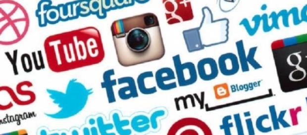 ¿Las redes sociales son hobbies o adicciones? ¿Las redes sociales son hobbies o adicciones?