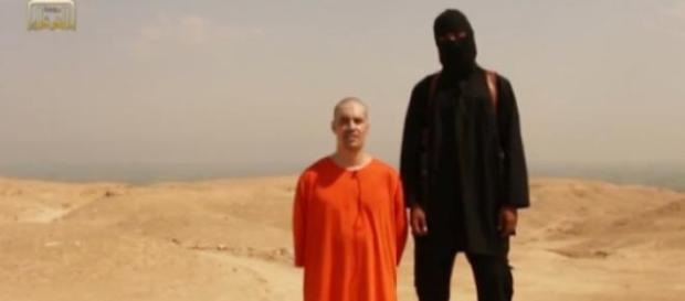 Jihadiştii din Statul Islamic - decapitare Jihadiştii din Statul Islamic - decapitare