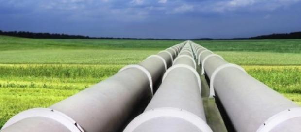 L'oléoduc Énergie Est a des failles de sécurité. L'oléoduc Énergie Est a des failles de sécurité.