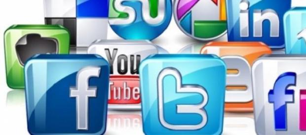 Redes sociales y novedades. Redes sociales y novedades.