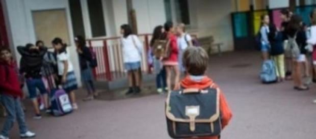Traque de terroristes au sein de l'école primaire? Traque de terroristes au sein de l'école primaire?