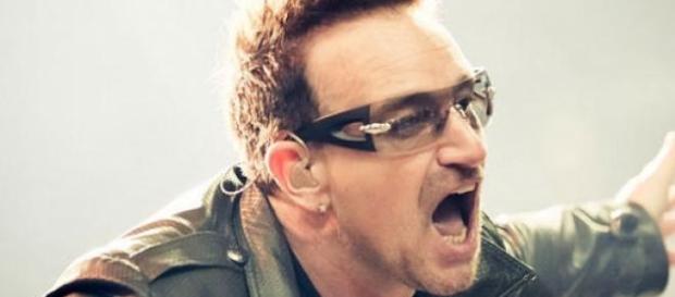 "U2 360º Tour", digressão em 2011. "U2 360º Tour", digressão em 2011.