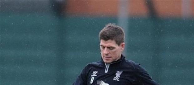 Steven Gerrard announces he will leave club Steven Gerrard announces he will leave club