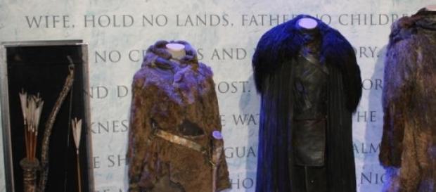 Guarda-roupa da série em exposição em Oslo Guarda-roupa da série em exposição em Oslo