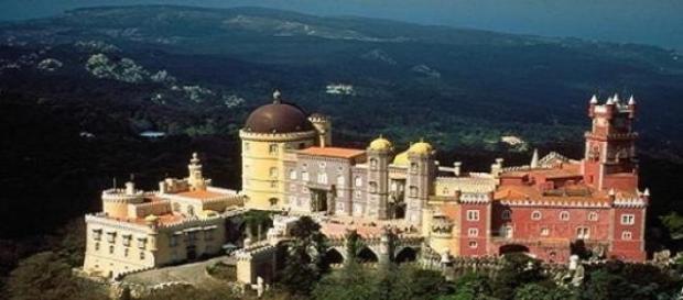 Palácio da Pena, o melhor castelo da Europa Palácio da Pena, o melhor castelo da Europa