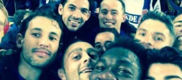 "Selfie" tras la eliminatoria frente al Valencia. "Selfie" tras la eliminatoria frente al Valencia.