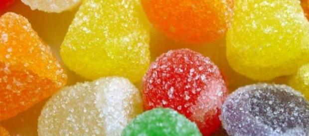 Alimentar-se saudavelmente é restringir o açúcar. Alimentar-se saudavelmente é restringir o açúcar.