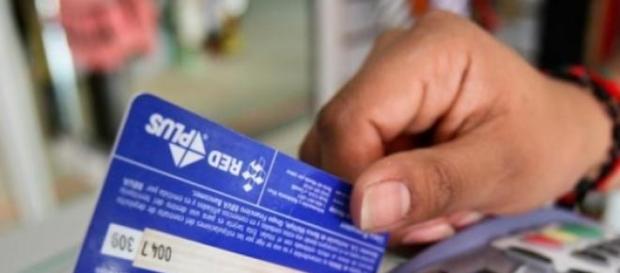 Los datos personales están en constante riesgo Los datos personales están en constante riesgo