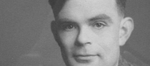 Il vero Alan Turing in una foto del 1951 