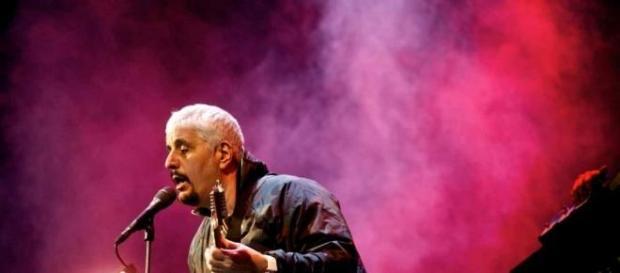 Addio Pino Daniele, stroncato da un infarto Addio Pino Daniele, stroncato da un infarto