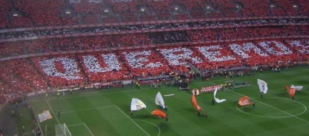 Benfica continua com 6 pontos de vantagem. Benfica continua com 6 pontos de vantagem.