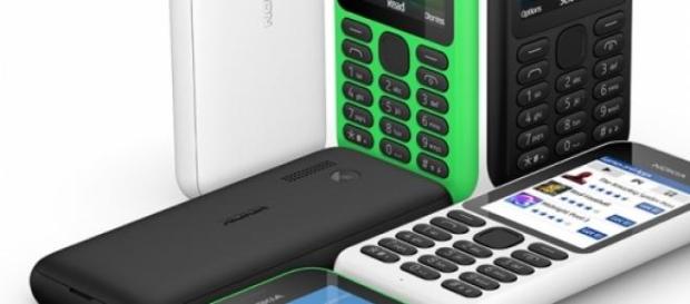 Foto de los tres tipos de color del Nokia. Foto de los tres tipos de color del Nokia.