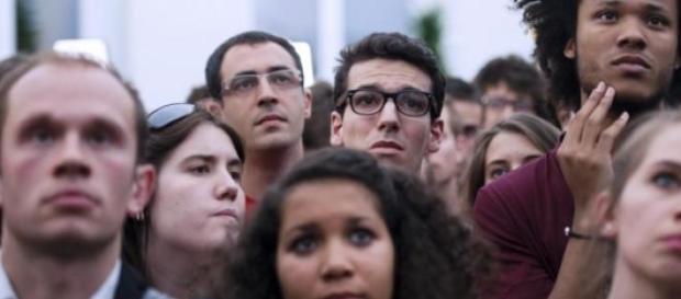 L'expression de la morosité sur les visages. L'expression de la morosité sur les visages.