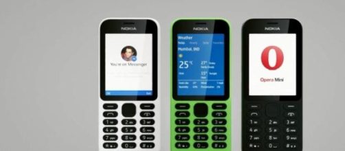 Il nuovo Nokia 215, lo smartphone low cost