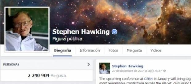 Stephen Hawking a través de las redes sociales Stephen Hawking a través de las redes sociales