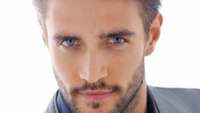 Alex Belli, naufrago per la nuova Isola