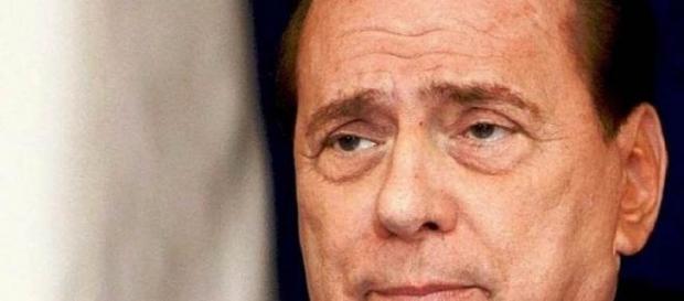 Berlusconi chiede lo sconto per "buona condotta" Berlusconi chiede lo sconto per "buona condotta"