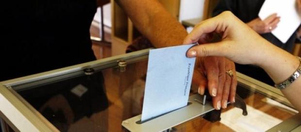 Cidadania para além do voto Cidadania para além do voto