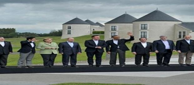 Lideres mundiales se solidarizan con Francia Lideres mundiales se solidarizan con Francia