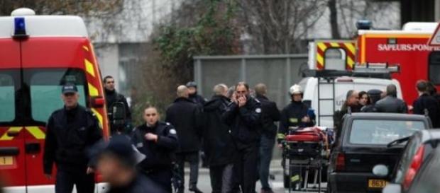 Parigi: strage giornale satirico Charlie Hebdo Parigi: strage giornale satirico Charlie Hebdo