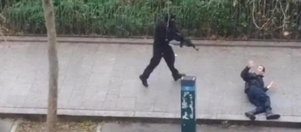 Parigi, Tragedia a Charlie Hebdo Parigi, Tragedia a Charlie Hebdo