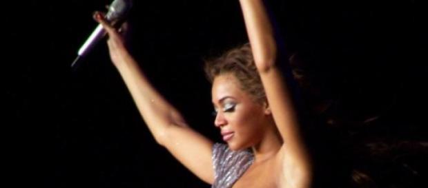 Beyonce in a 2007 tour in Spain Beyonce in a 2007 tour in Spain