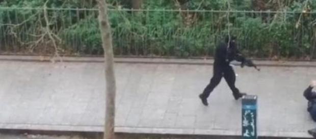 Le immagini dell'attentato di Parigi. Le immagini dell'attentato di Parigi.