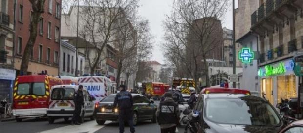 Montrouge, peu de temps après la fusillade. Montrouge, peu de temps après la fusillade.