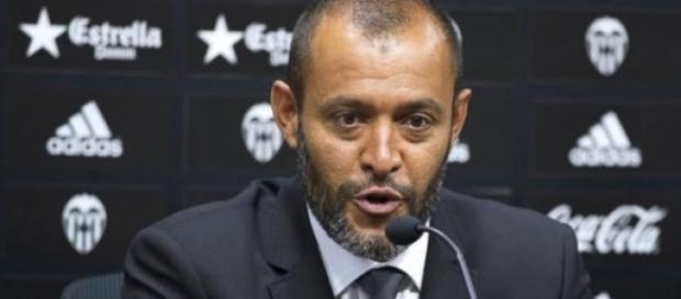 Nuno se mostró molesto con el juego visto Nuno se mostró molesto con el juego visto