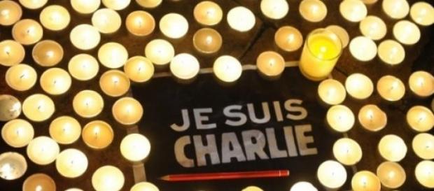 "Je suis Charlie", un slogan qui veut tout dire. "Je suis Charlie", un slogan qui veut tout dire.