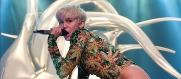 Miley se ha convertido en la reina de la polémica Miley se ha convertido en la reina de la polémica