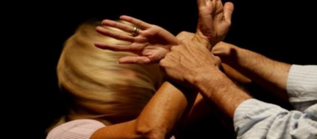 Stop alla violenza sulla donne Stop alla violenza sulla donne