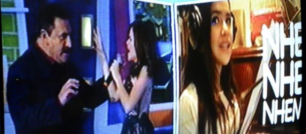 Cantora fez apresentador cantar com ela Cantora fez apresentador cantar com ela