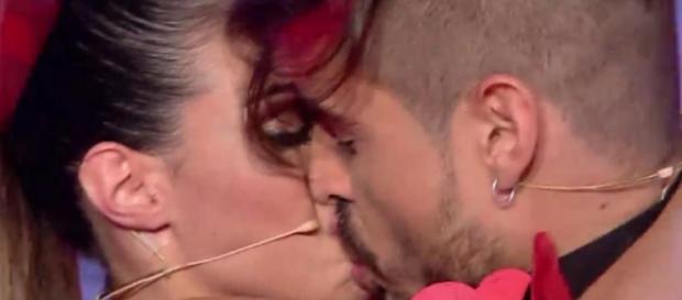 Fabio e Nicole, inseparabili dalla scelta di U&D Fabio e Nicole, inseparabili dalla scelta di U&D