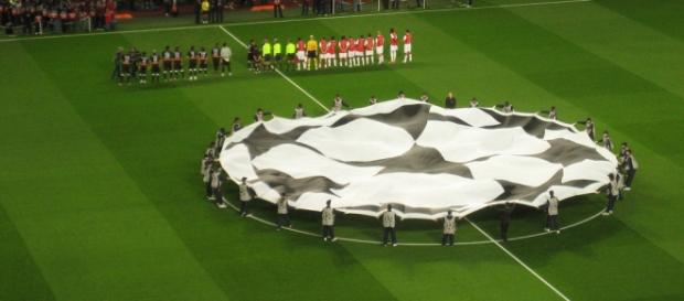 Momentos previos a un partido de Champions League Momentos previos a un partido de Champions League
