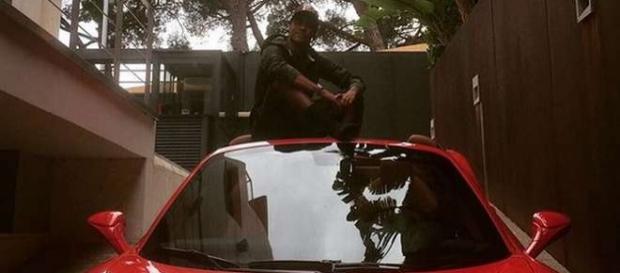 nova ferrari de Neymar, brinquedinho caro nova ferrari de Neymar, brinquedinho caro