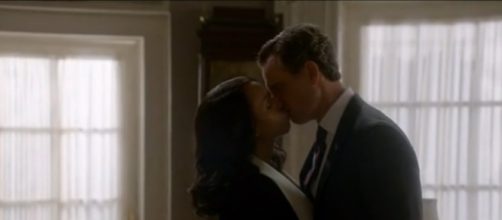 Scandal 5x03 'Paris si Burning', Olivia e Fitz