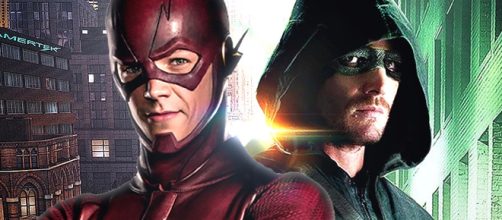 I due supereroi Flash e Green Arrow